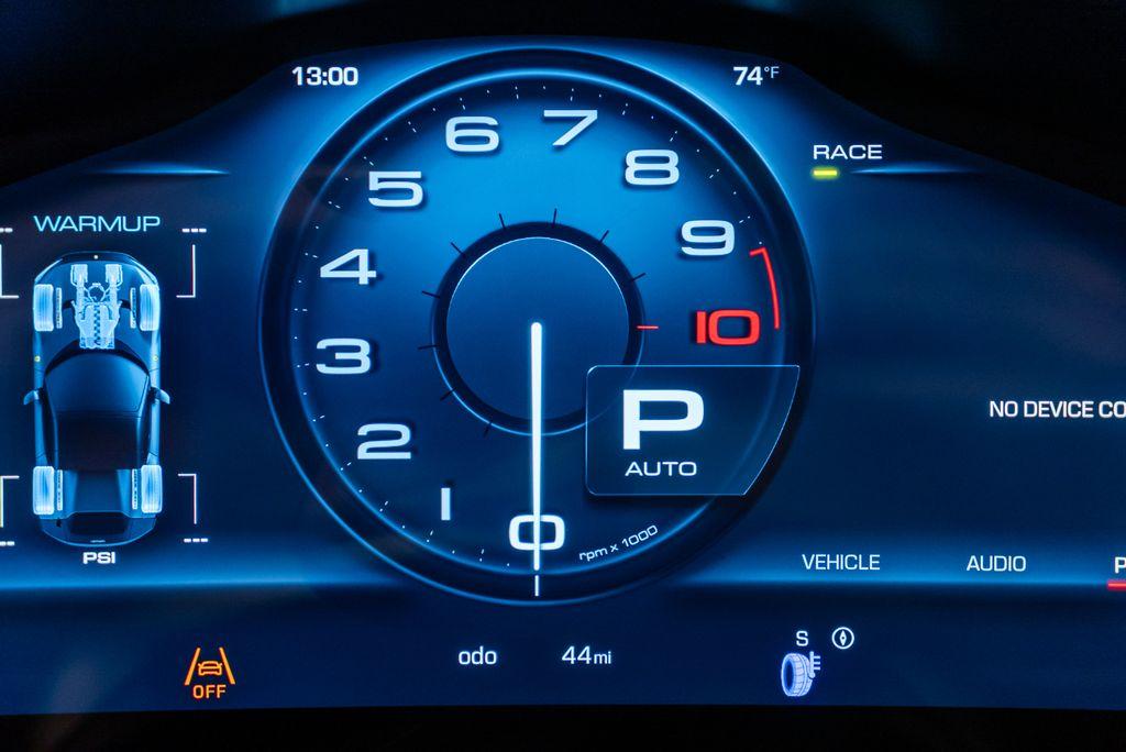 http://www.koenigseggchicago.com/galleria_images/182/182_p32_l.jpg