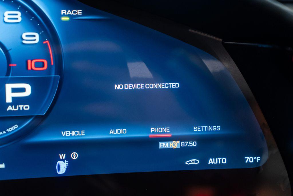 http://www.koenigseggchicago.com/galleria_images/182/182_p34_l.jpg
