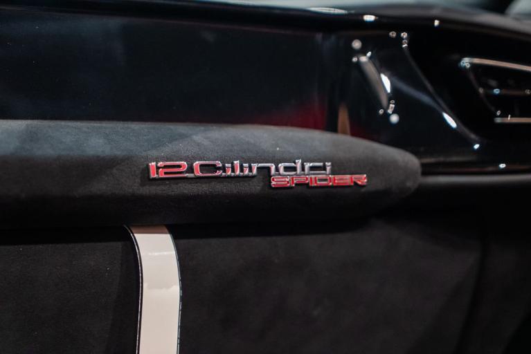 http://www.koenigseggchicago.com/galleria_images/182/182_p40_f.jpg
