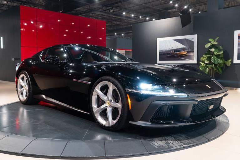 http://www.koenigseggchicago.com/galleria_images/182/182_p45_f.jpg