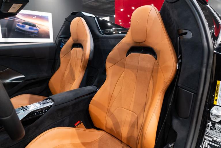 http://www.koenigseggchicago.com/galleria_images/182/182_p4_f.jpg