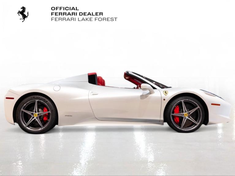 http://www.koenigseggchicago.com/galleria_images/184/184_p9_f.jpg