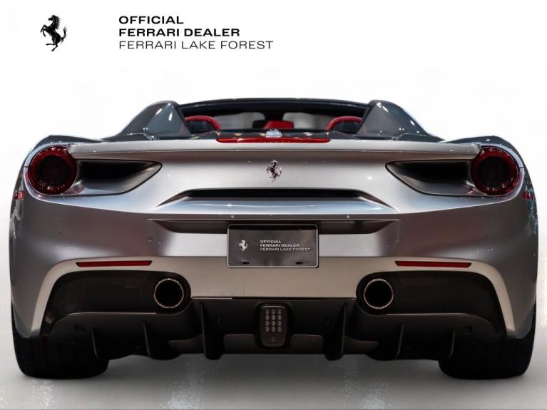 http://www.koenigseggchicago.com/galleria_images/185/185_p11_f.jpg