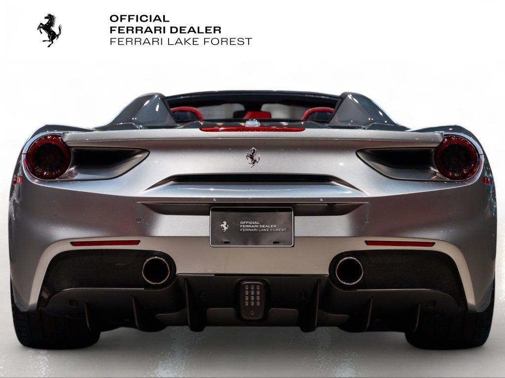 http://www.koenigseggchicago.com/galleria_images/185/185_p11_l.jpg