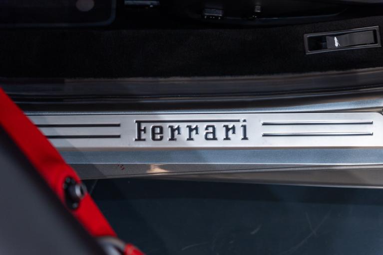 http://www.koenigseggchicago.com/galleria_images/185/185_p25_f.jpg