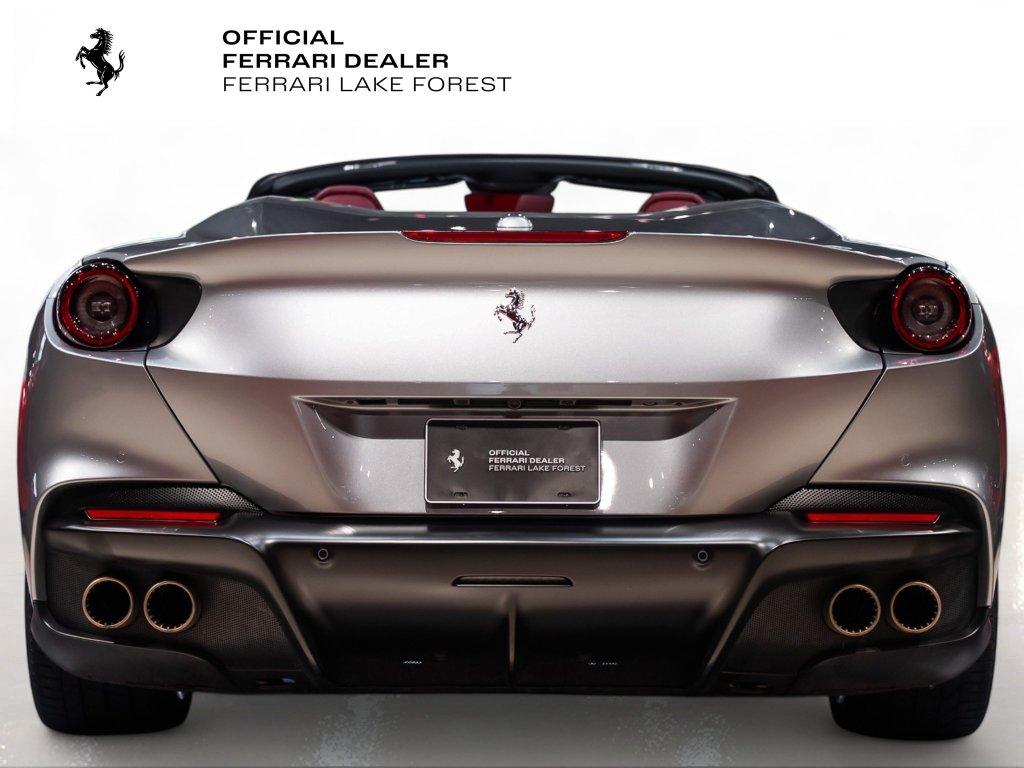 http://www.koenigseggchicago.com/galleria_images/186/186_p11_l.jpg