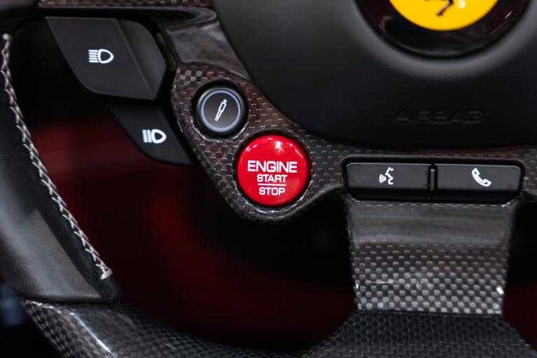http://www.koenigseggchicago.com/galleria_images/186/186_p28_f.jpg