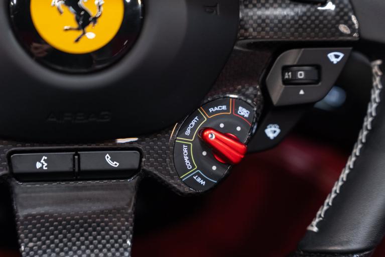 http://www.koenigseggchicago.com/galleria_images/186/186_p29_f.jpg
