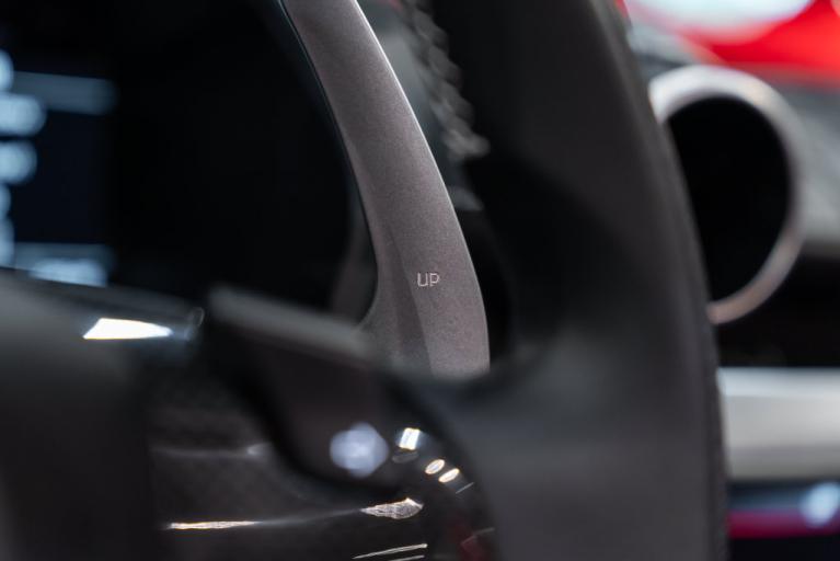 http://www.koenigseggchicago.com/galleria_images/186/186_p30_f.jpg