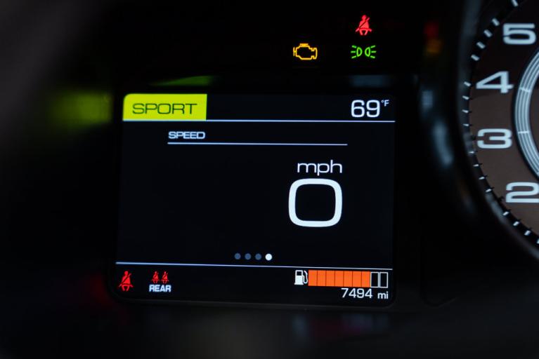 http://www.koenigseggchicago.com/galleria_images/186/186_p34_f.jpg