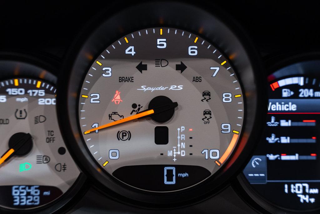 http://www.koenigseggchicago.com/galleria_images/187/187_p24_l.jpg