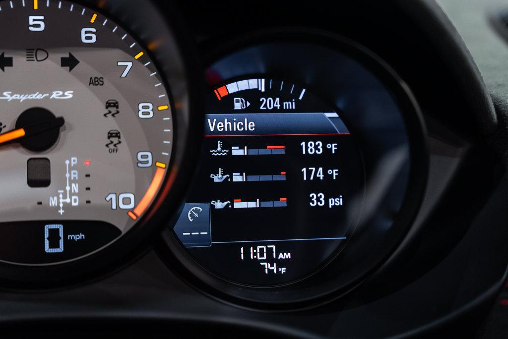http://www.koenigseggchicago.com/galleria_images/187/187_p26_l.jpg