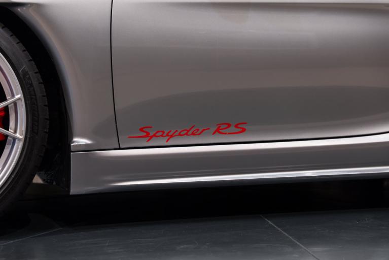 http://www.koenigseggchicago.com/galleria_images/187/187_p4_f.jpg