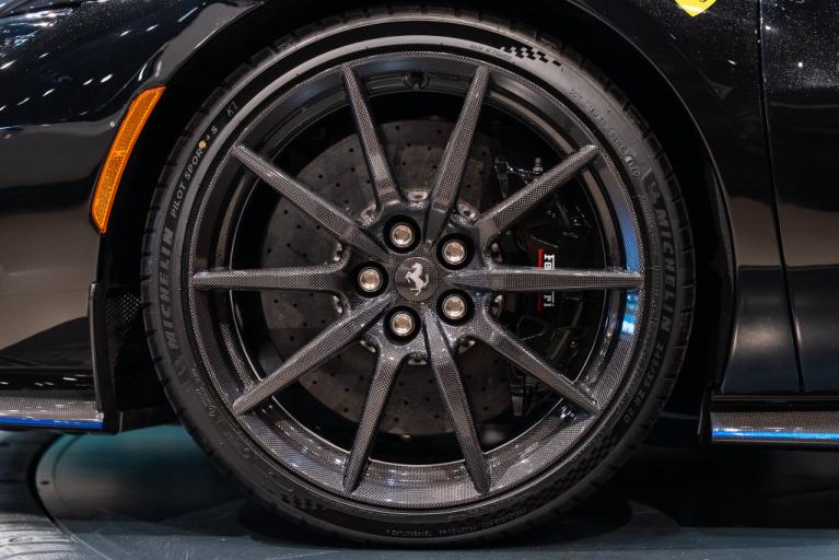 http://www.koenigseggchicago.com/galleria_images/188/188_p13_f.jpg