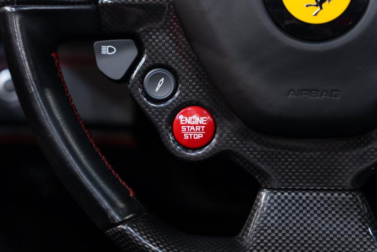 http://www.koenigseggchicago.com/galleria_images/189/189_p36_f.jpg
