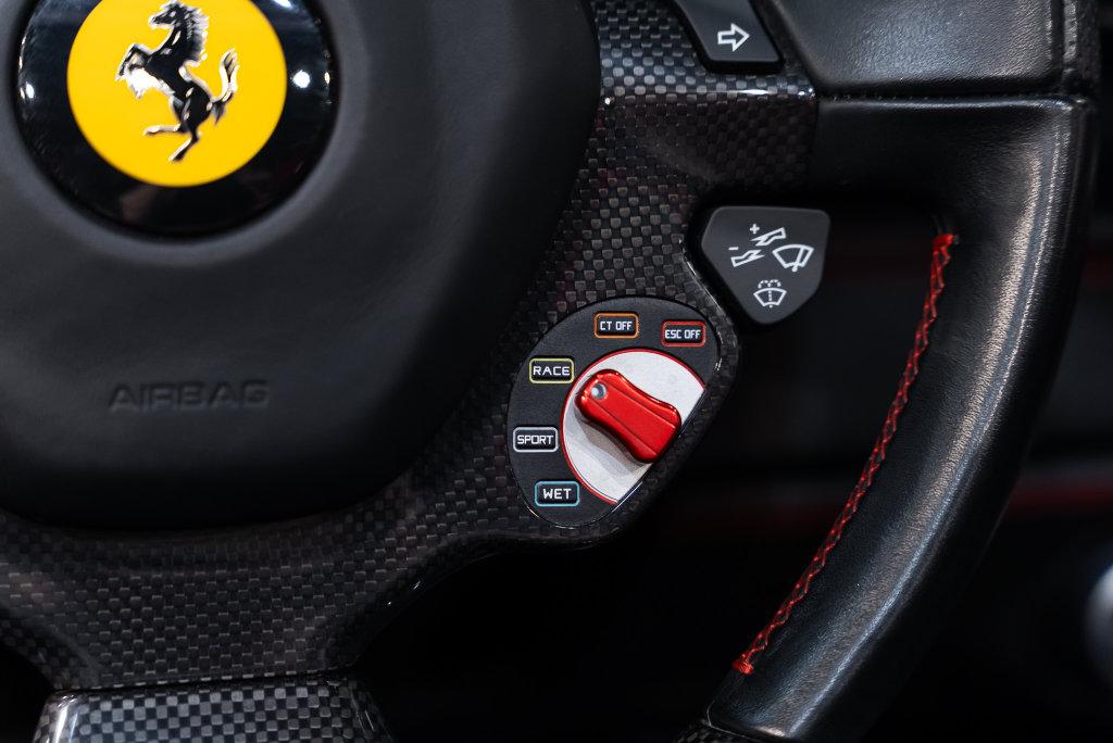 http://www.koenigseggchicago.com/galleria_images/189/189_p37_l.jpg