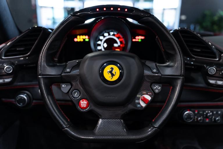 http://www.koenigseggchicago.com/galleria_images/189/189_p5_f.jpg