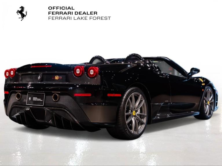 http://www.koenigseggchicago.com/galleria_images/191/191_p10_f.jpg