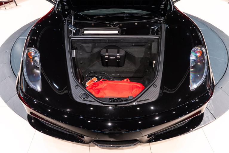 http://www.koenigseggchicago.com/galleria_images/191/191_p22_f.jpg