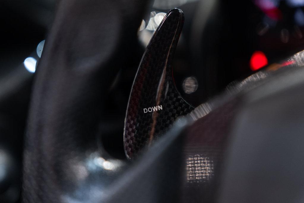 http://www.koenigseggchicago.com/galleria_images/191/191_p33_l.jpg