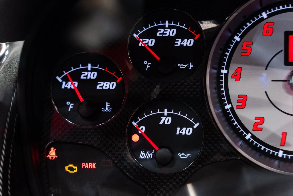 http://www.koenigseggchicago.com/galleria_images/191/191_p36_l.jpg