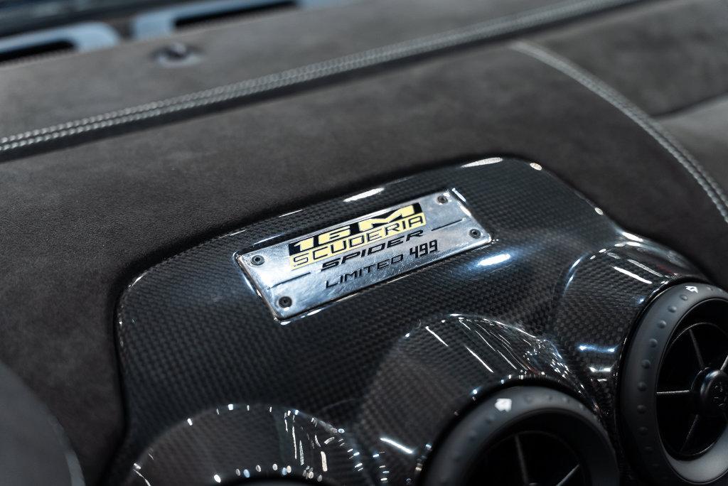http://www.koenigseggchicago.com/galleria_images/191/191_p39_l.jpg