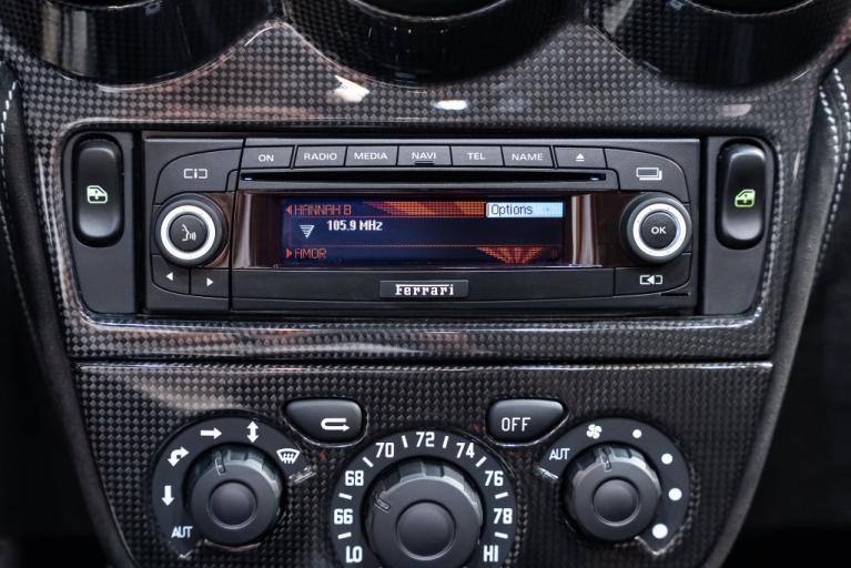 http://www.koenigseggchicago.com/galleria_images/191/191_p41_f.jpg