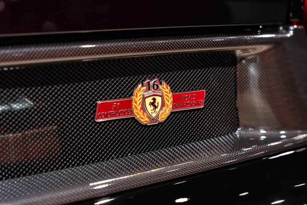 http://www.koenigseggchicago.com/galleria_images/191/191_p53_l.jpg