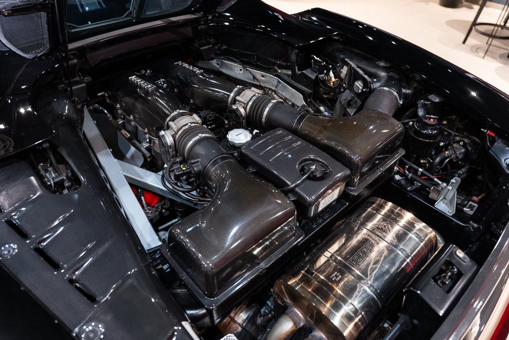 http://www.koenigseggchicago.com/galleria_images/191/191_p56_l.jpg