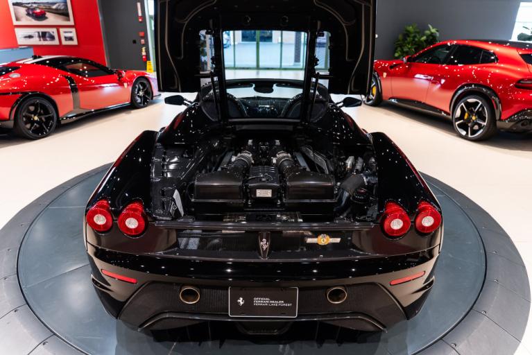 http://www.koenigseggchicago.com/galleria_images/191/191_p57_f.jpg