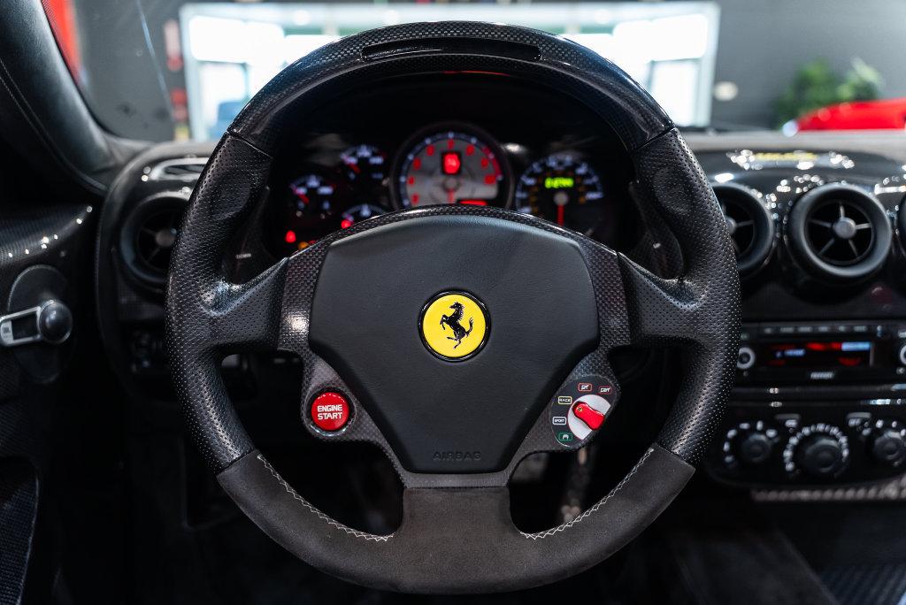 http://www.koenigseggchicago.com/galleria_images/191/191_p5_l.jpg