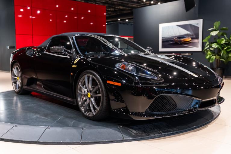 http://www.koenigseggchicago.com/galleria_images/191/191_p60_f.jpg