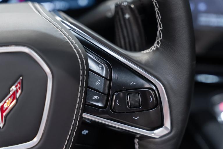 http://www.koenigseggchicago.com/galleria_images/193/193_p15_f.jpg
