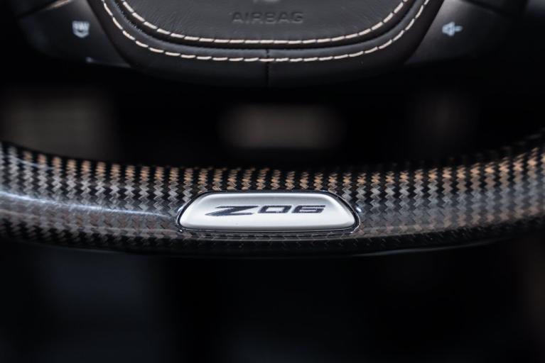 http://www.koenigseggchicago.com/galleria_images/193/193_p30_f.jpg