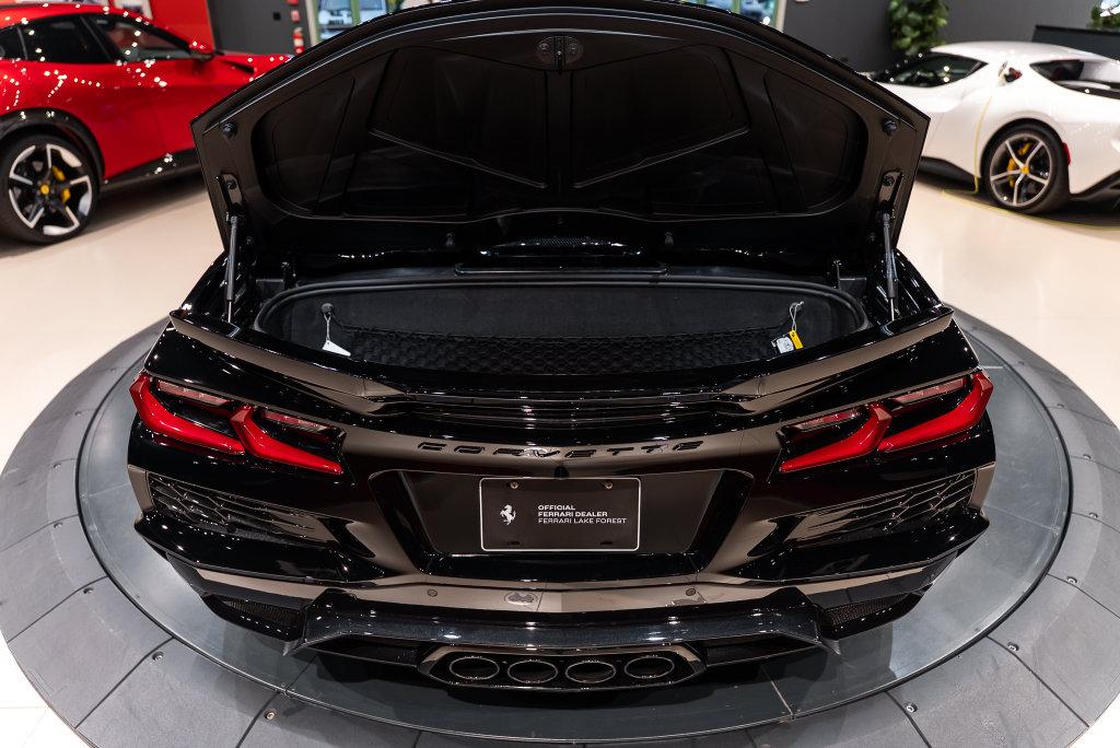 http://www.koenigseggchicago.com/galleria_images/193/193_p4_l.jpg