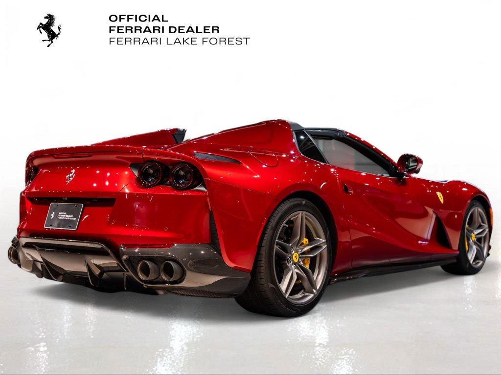 http://www.koenigseggchicago.com/galleria_images/194/194_p10_l.jpg