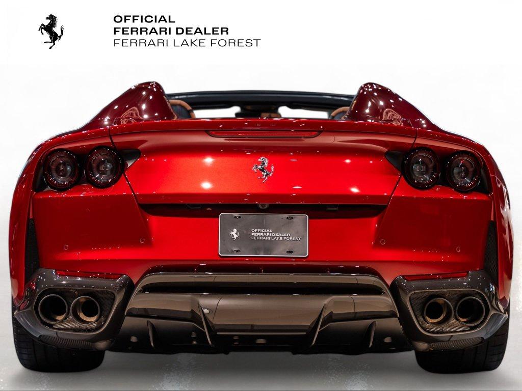 http://www.koenigseggchicago.com/galleria_images/194/194_p11_l.jpg