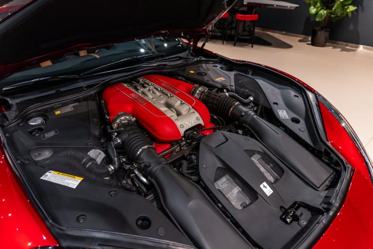 http://www.koenigseggchicago.com/galleria_images/194/194_p17_f.jpg