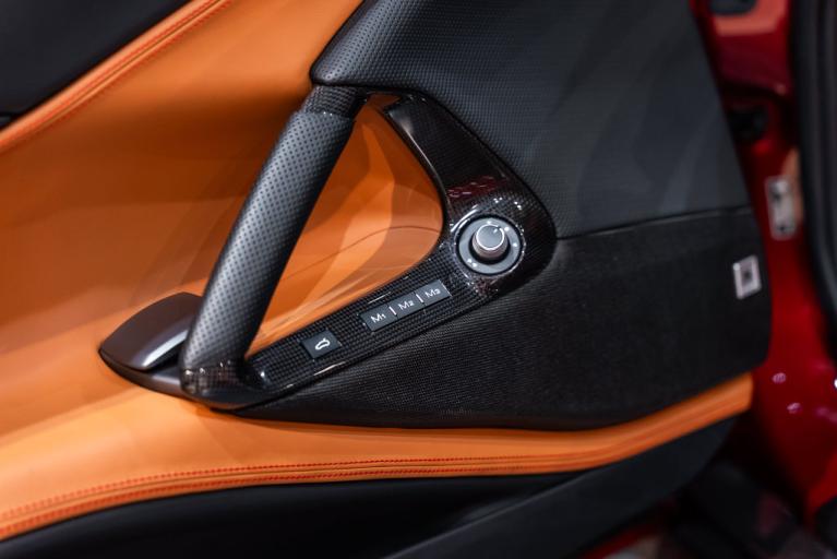 http://www.koenigseggchicago.com/galleria_images/194/194_p27_f.jpg