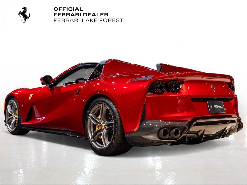 http://www.koenigseggchicago.com/galleria_images/194/194_p2_l.jpg