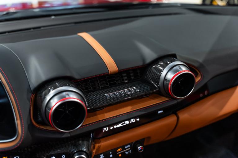 http://www.koenigseggchicago.com/galleria_images/194/194_p41_f.jpg