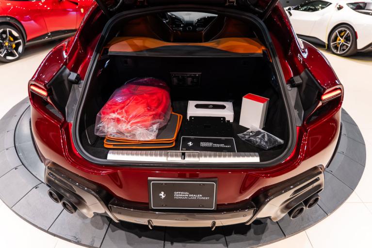 http://www.koenigseggchicago.com/galleria_images/195/195_p23_f.jpg