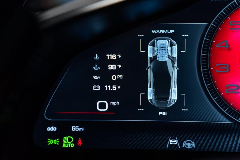 http://www.koenigseggchicago.com/galleria_images/195/195_p43_f.jpg