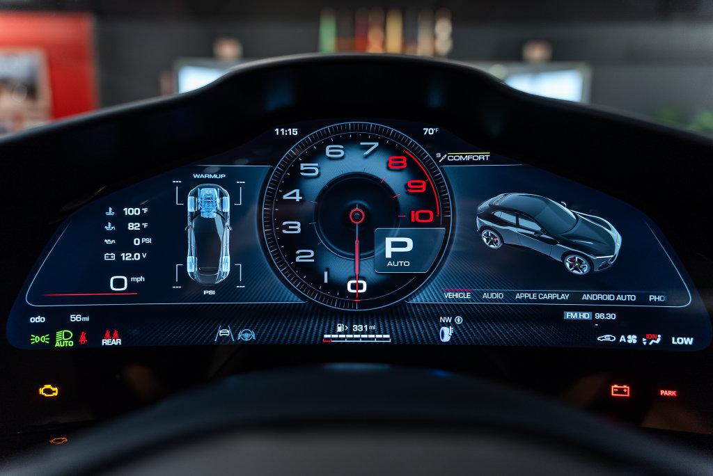 http://www.koenigseggchicago.com/galleria_images/197/197_p35_l.jpg