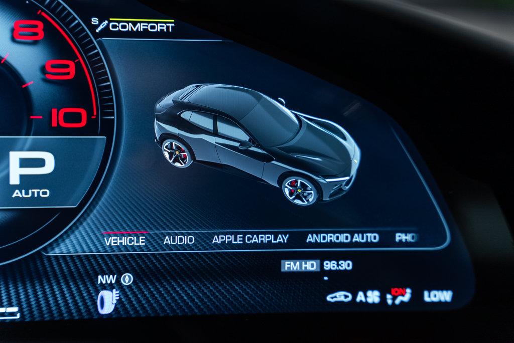 http://www.koenigseggchicago.com/galleria_images/197/197_p37_l.jpg