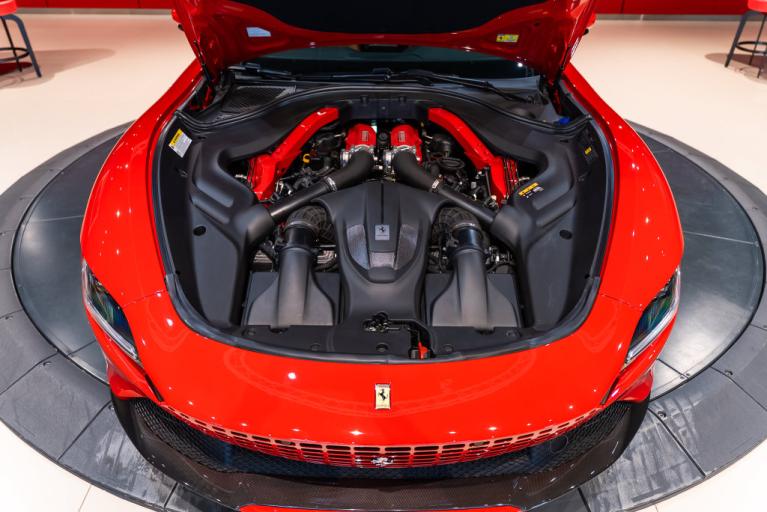 http://www.koenigseggchicago.com/galleria_images/198/198_p18_f.jpg
