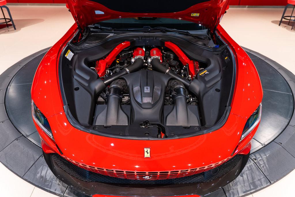 http://www.koenigseggchicago.com/galleria_images/198/198_p18_l.jpg