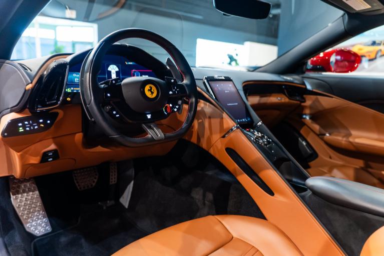 http://www.koenigseggchicago.com/galleria_images/198/198_p26_f.jpg