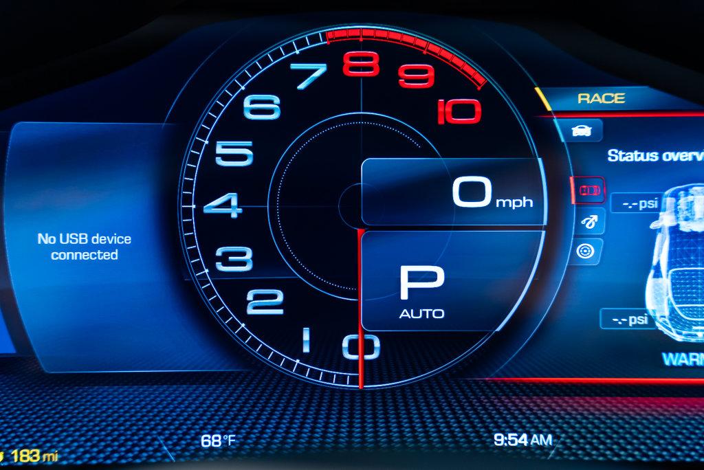 http://www.koenigseggchicago.com/galleria_images/198/198_p30_l.jpg