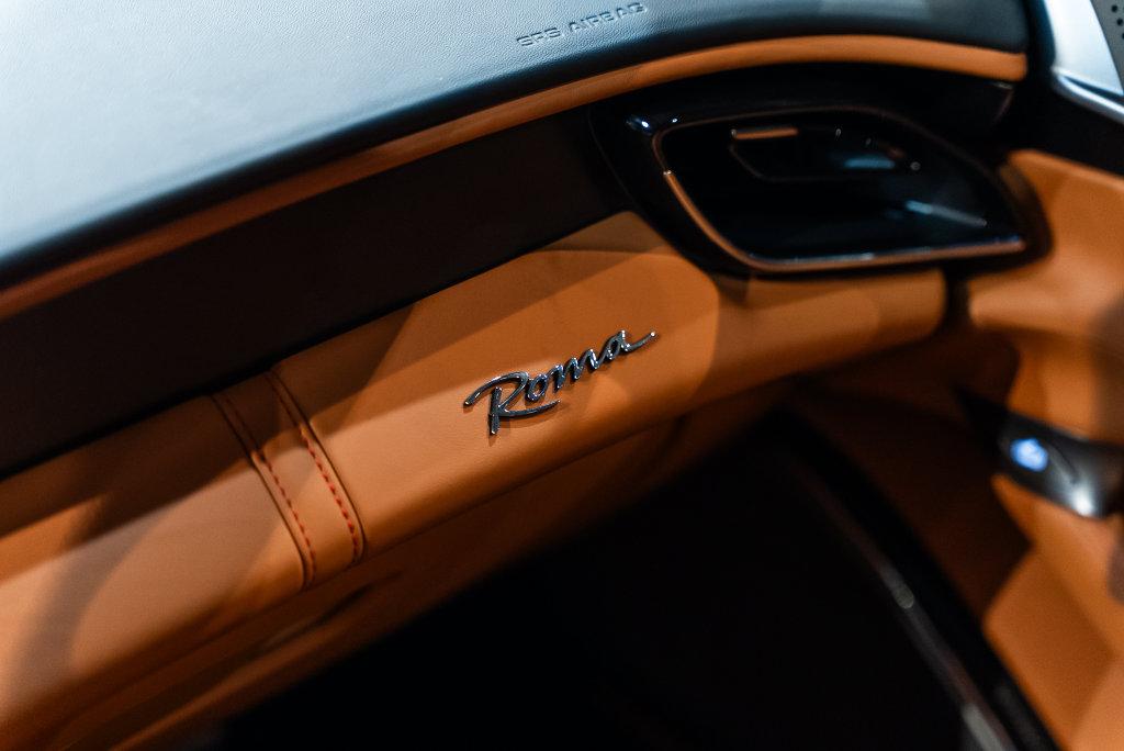 http://www.koenigseggchicago.com/galleria_images/198/198_p37_l.jpg